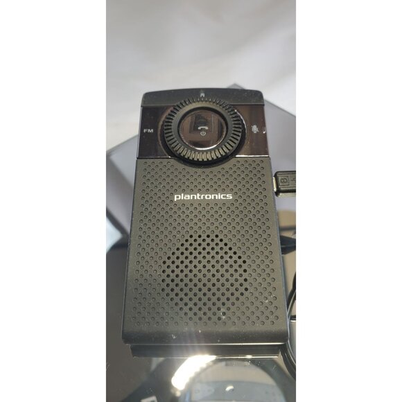 Plantronics K100 Bluetooth Speakerphone & FM Transmitter Car Kit - Picture 2 of 6